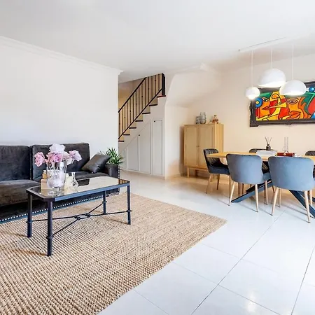 3 Bedroom Semi-detached House Callao Saljave