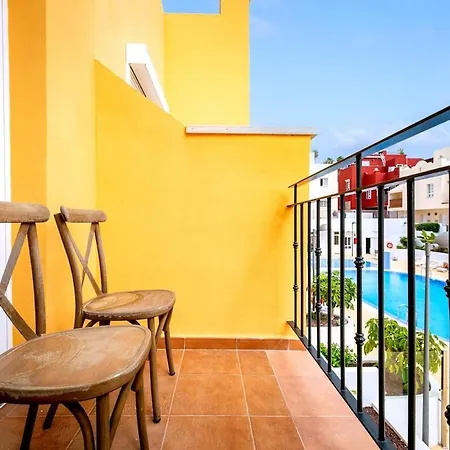 3 Bedroom Semi-detached House Callao Saljave كالاو سالفاجي