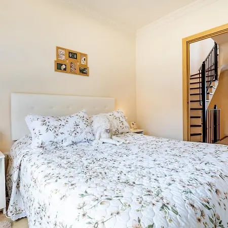 3 Bedroom Semi-detached House Callao Saljave Tatil Evi Callao Salvaje